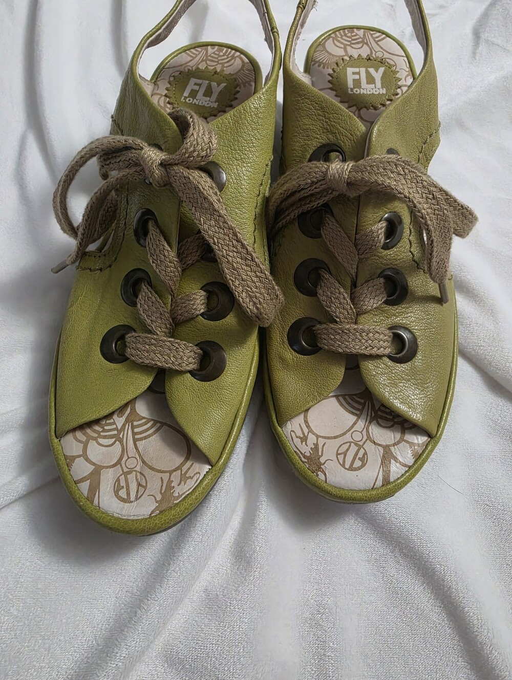Fly London Women's Size 40 EUR US Size 9 Green Ylfa Wedge Tie Up Sandals Leather - Picture 3 of 9